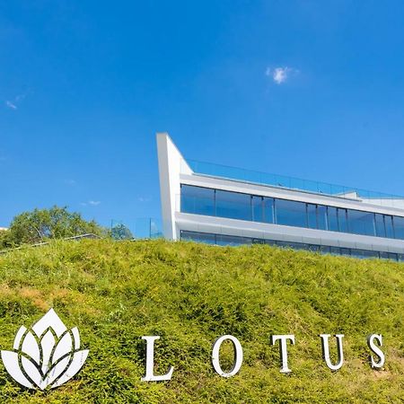 Lotus Luxury Rooms Varna Eksteriør billede