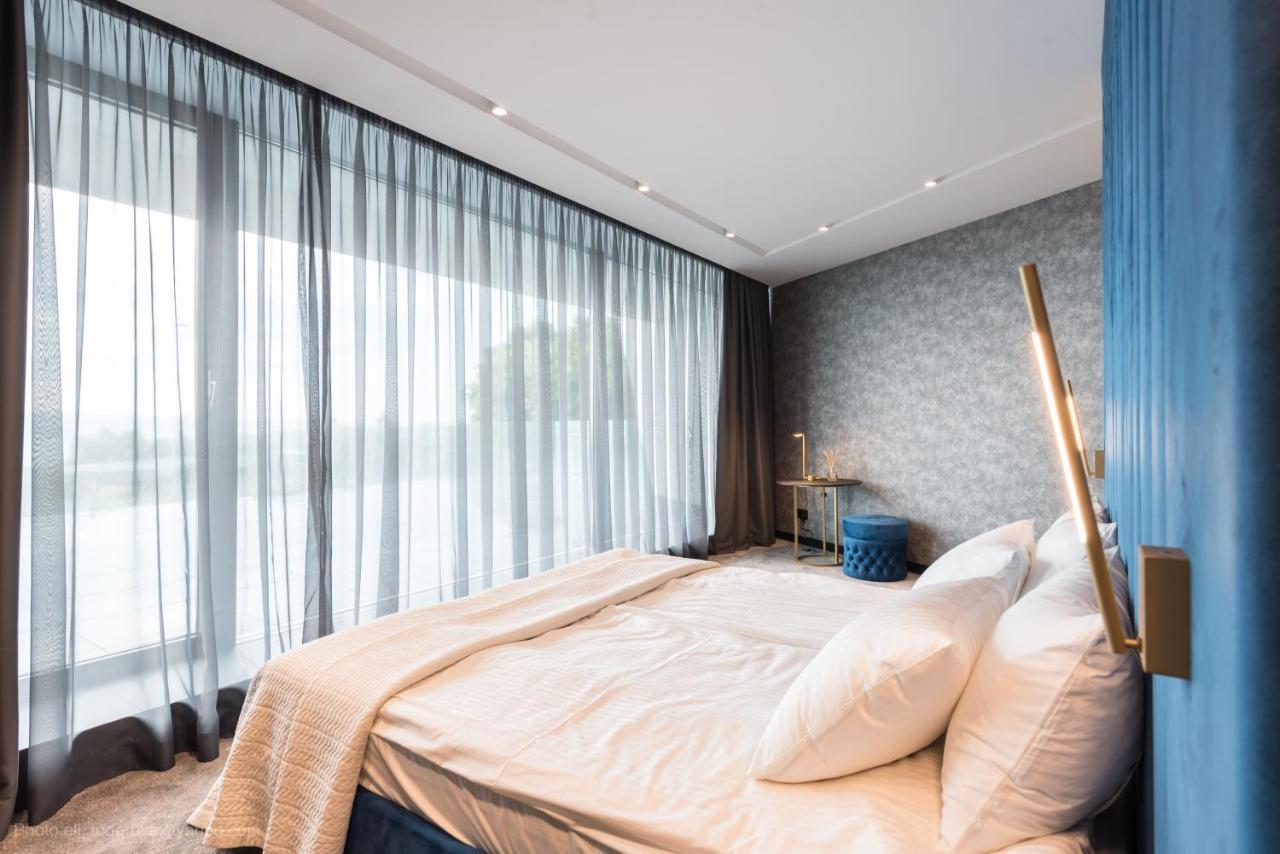 Lotus Luxury Rooms Varna Eksteriør billede