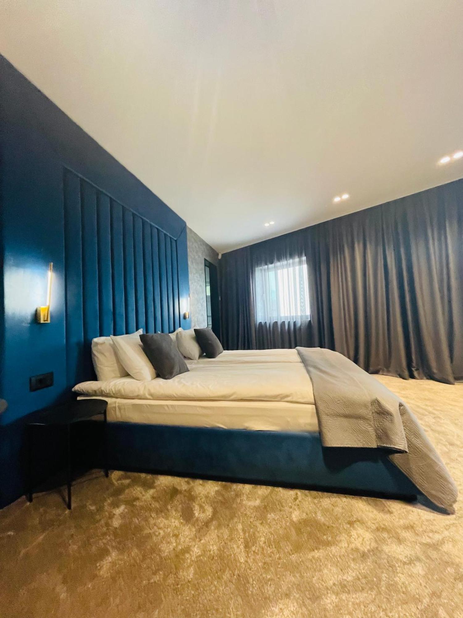 Lotus Luxury Rooms Varna Eksteriør billede